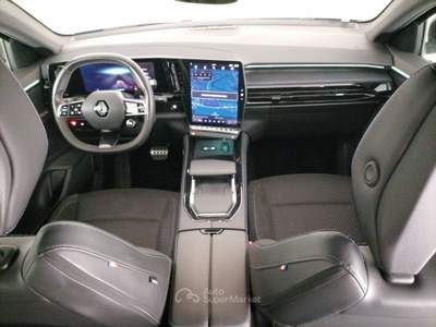 Renault Austral 1.2 E-Tech full hybrid Iconic Esprit Alpine 200cv auto Nero usata Roma