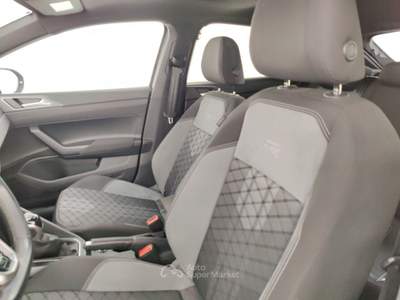 Volkswagen Taigo 1.0 TSI 81kW R-Line Grigio usata Massa