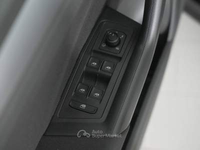 Volkswagen T-Roc 2.0 TDI SCR LIFE 115CV | GZ017CK Blu/Azzurro usata Cantù