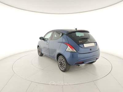 Lancia Ypsilon 1.0 FireFly 5 porte S&S Hybrid Gold Plus Blu/Azzurro usata Capua