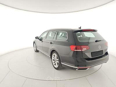 Volkswagen Passat Variant 1.5 TSI ACT DSG Business BMT Nero usata Capua
