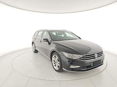Volkswagen Passat Variant 1.5 TSI ACT DSG Business BMT Nero usata Capua