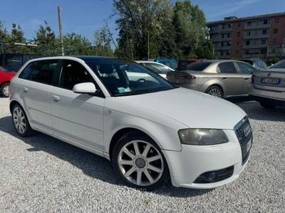 Audi A3 F.AP. Ambition Bianco usata Prato