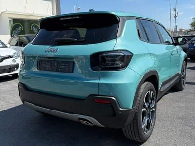 Jeep Avenger JEEP AVENGER 2024 1.2 SUMMIT Verde usata Giugliano in Campania