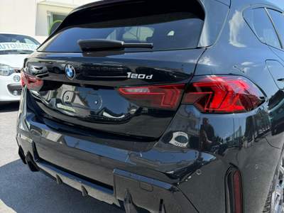 BMW Serie 1 120d BMW SERIE 1 120d Nero usata Giugliano in Campania