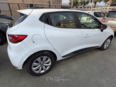 Renault Clio GPL 5 porte Moschino Intens Bianco usata Cercola