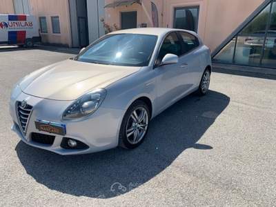 Alfa Romeo Giulietta 1.6 JTD-m2 DISTINTCTIVE Argento usata Corciano