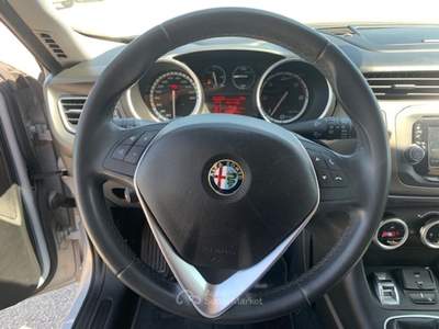 Alfa Romeo Giulietta 1.6 JTD-m2 DISTINTCTIVE Argento usata Corciano