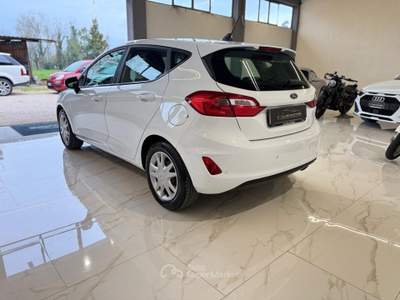 Ford Fiesta 5 porte Business Bianco usata Latina