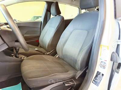 Ford Fiesta 5 porte Business Bianco usata Latina