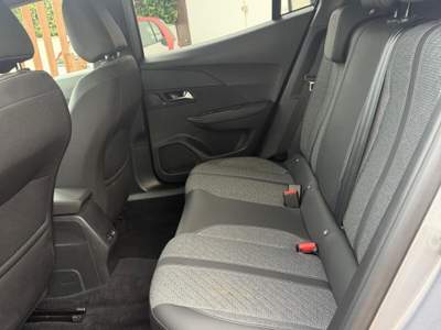 Peugeot 2008 S&S Allure Argento usata Roma