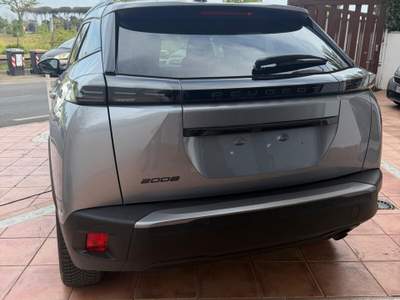 Peugeot 2008 S&S Allure Argento usata Roma