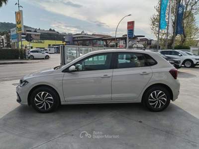 Volkswagen Polo 1.0 tsi Life 95cv dsg -Led-Cockpit-Tech Pack-Climatronic- Grigio usata Francavilla al Mare