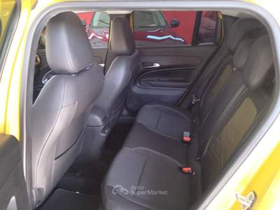 Jeep Avenger 1st Edition 100 cv Giallo usata Isernia