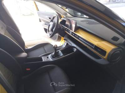 Jeep Avenger 1st Edition 100 cv Giallo usata Isernia