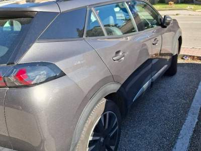 Peugeot 2008 peugeot 2008 diesel Grigio usata Montesilvano