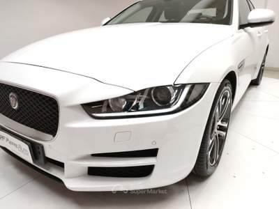 Jaguar XE  - xe 2.0 d turbo 180cv pure Bianco usata Civitanova Marche