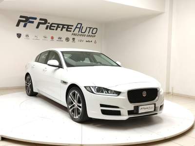 Jaguar XE  - xe 2.0 d turbo 180cv pure Bianco usata Civitanova Marche