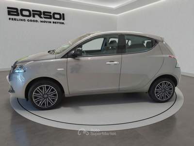 Lancia Ypsilon  - ypsilon 1.0 firefly 5 porte s&s hybrid gold Grigio usata Treviso