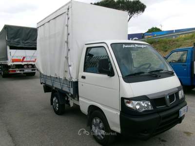 Piaggio Porter 1.2 DIESEL EURO 5 CENTINA E TELONE *26000KM* Bianco usata Giugliano in Campania