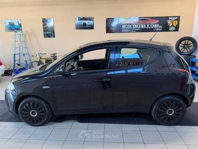 Lancia Ypsilon In perfette condizioni e pronta a viaggiare con te Nero usata Quarrata
