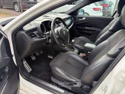 Alfa Romeo Giulietta Giulietta 1.6 jtdm(2) Distinctive Bianco usata Rezzato
