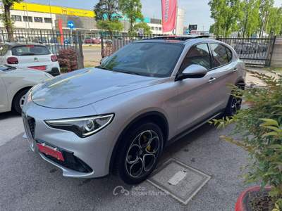 Alfa Romeo Stelvio 2.2 t Executive AT8 Q4 210cv auto TETTO PELLE Grigio usata Cernusco sul Naviglio
