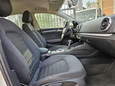 Audi A3 1.6 TDI  S tronic  S.Back Bianco usata Torino