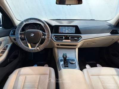 BMW Serie 3 318d 318 318d Touring Sport Blu/Azzurro usata Prato