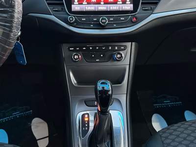 Opel Astra aut. 5 porte Business Bianco usata Prato