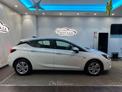 Opel Astra aut. 5 porte Business Bianco usata Prato