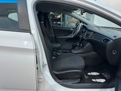 Opel Astra aut. 5 porte Business Bianco usata Prato