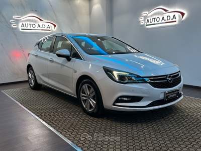 Opel Astra aut. 5 porte Business Bianco usata Prato