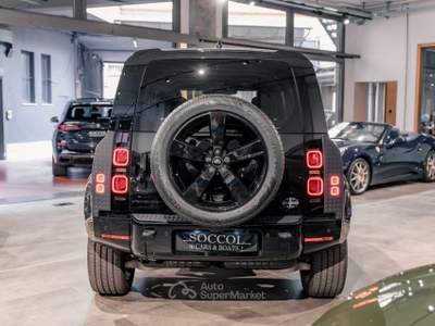 Land Rover Defender 110 3.0D I6 200 CV AWD Auto X-Dynamic*22"*TFT*11,4 Nero usata MILANO