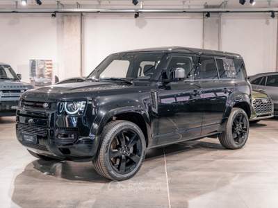 Land Rover Defender 110 3.0D I6 200 CV AWD Auto X-Dynamic*22"*TFT*11,4 Nero usata MILANO