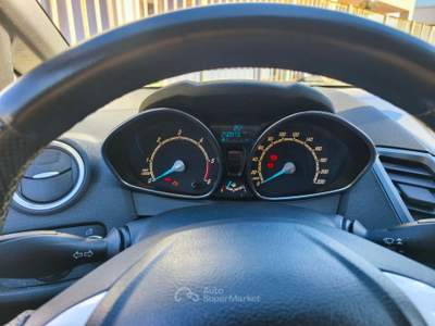 Ford Fiesta Ford Fiesta 1.5 TDCi Black & White Edition Bianco usata Crispano