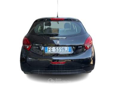 Peugeot 208 1° serie PureTech 82 5 porte Nero usata Oderzo
