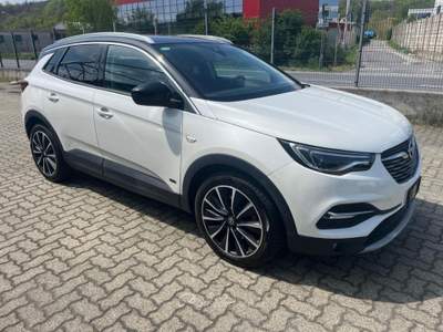 Opel Grandland 1.6 Hybrid4 Plug-in aut. AWD Bianco usata Savona