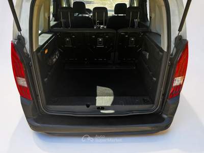 Peugeot Rifter ACTIVE 1.200 BENZINA 110 CV VETTURA Bianco usata Venezia