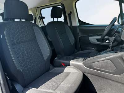 Peugeot Rifter ACTIVE 1.200 BENZINA 110 CV VETTURA Bianco usata Venezia