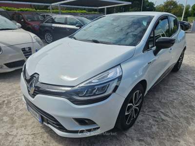 Renault Clio dCi 8V 90 CV 5 porte Moschino Intens Bianco usata Rossano Veneto