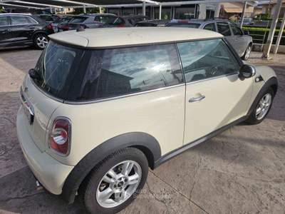 MINI One 1.6 16V One D Bianco usata Rossano Veneto