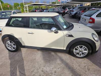 MINI One 1.6 16V One D Bianco usata Rossano Veneto