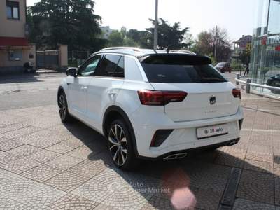 Volkswagen T-Roc 1.5 TSI ACT DSG R-Line Bianco usata Nova Milanese