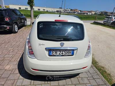 Lancia Ypsilon 1.3 MJT 75 CV Unyca Bianco usata Civitanova Marche