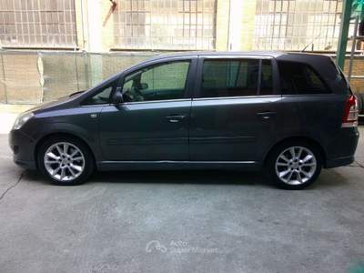 Opel Zafira 1.9 16V CDTI 150CV Cosmo Grigio usata Fossano