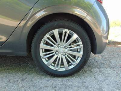 Peugeot 208 PureTech 82 Stop&Start 5 porte Active Grigio usata Sant'Ilario d'Enza