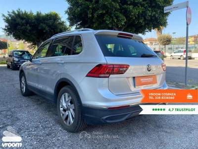 Volkswagen Tiguan Tiguan 2.0 TDI SCR Life Grigio usata Rossano Stazione