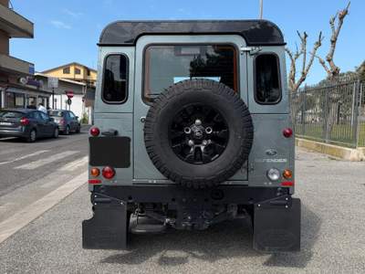 Land Rover Defender Defender 90 2.2 td SE SW Verde usata Fiumicino