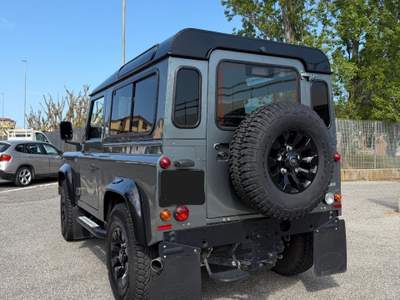 Land Rover Defender Defender 90 2.2 td SE SW Verde usata Fiumicino